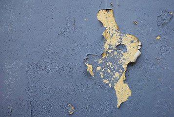 Image showing Peeling paint on an old  house