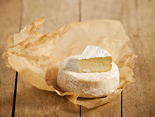 Image showing brie and camembert cheese