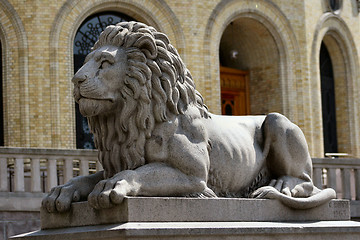 Image showing Lion of the norwegian parliament