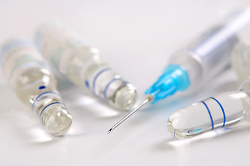 Image showing medical syringe