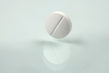 Image showing white pill 