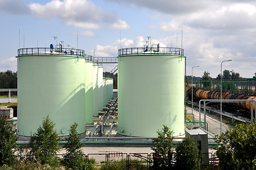 Image showing Oil tanks