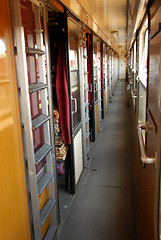 Image showing Train wagon corridor