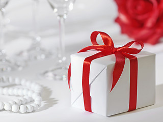 Image showing gift box