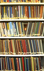 Image showing books in a library