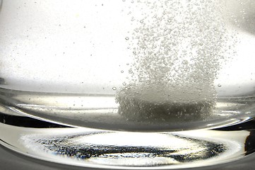 Image showing tablet in water