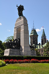 Image showing National War Memorial in Ottawa