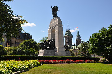 Image showing National War Memorial in Ottawa