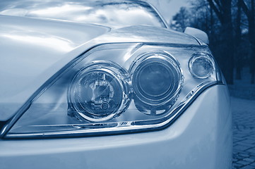 Image showing headlight of a car