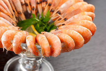 Image showing shrimps with lemon