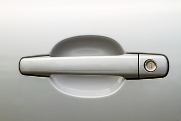 Image showing Car door handle and lock