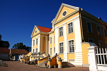 Image showing The main house of manor