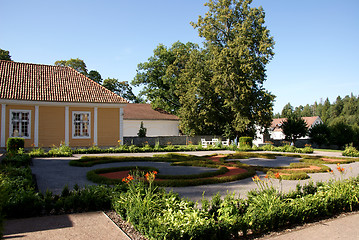 Image showing Garden Manor