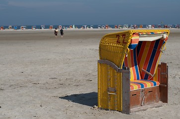 Image showing hooded beach chair