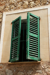 Image showing Green Window