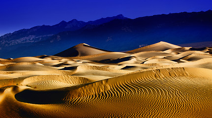 Image showing Beautiful Sand Dune Formations in Death Valley California