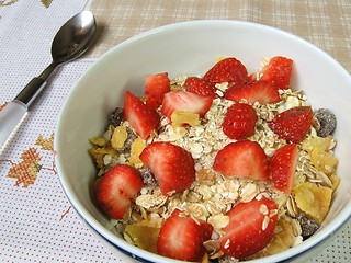 Image showing Granola and strawberries