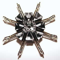 Image showing circle of binder clips