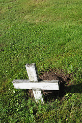 Image showing small wooden white cross 