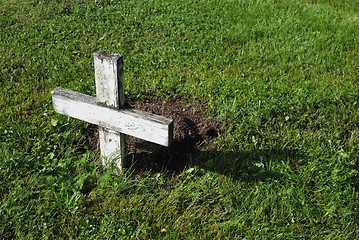 Image showing small wooden white cross 