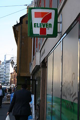 Image showing 7 eleven