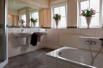 Image showing beautiful interior of a modern bathroom