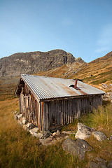 Image showing Cabin in mountain landscape