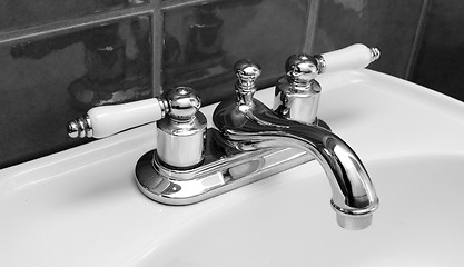 Image showing bright sink