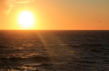 Image showing Sundown by the ocean