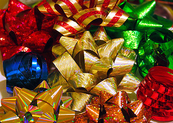 Image showing ribbons and bows