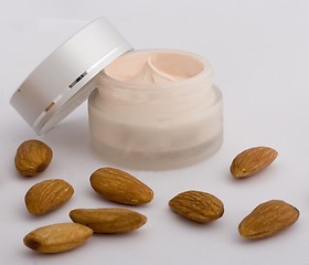 Image showing Cream Prodcut