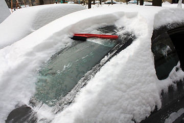 Image showing Snow on the car