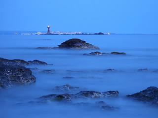 Image showing the coast , the night