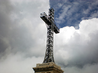 Image showing Cross monument