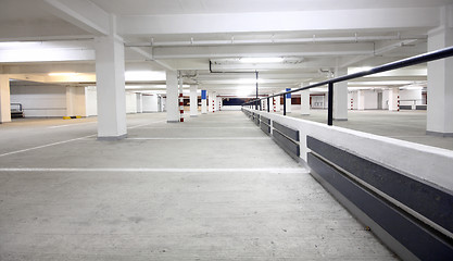 Image showing car park 