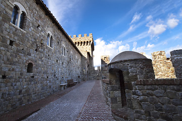 Image showing Castle Walkway