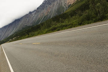 Image showing Road to mountains