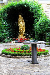 Image showing Statue of Madonna