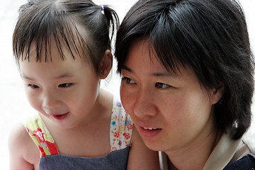 Image showing Korean girl with her mom