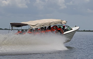 Image showing Boat on the ocean close to the coast of Cuba