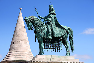 Image showing Saint Istvan statue and fisherman's bastion in Budapest, Hungary