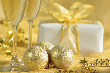 Image showing Christmas gold