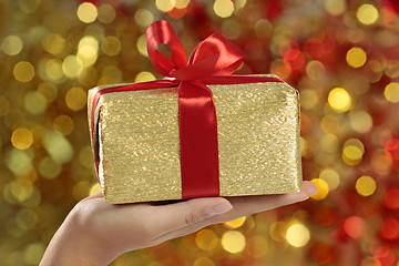 Image showing gold gift