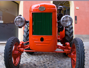 Image showing Old model of tractor, renovated to be in superb condition