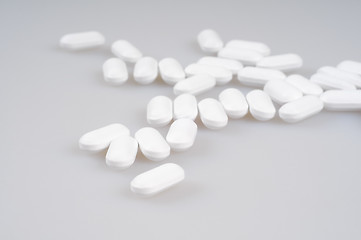 Image showing White pills