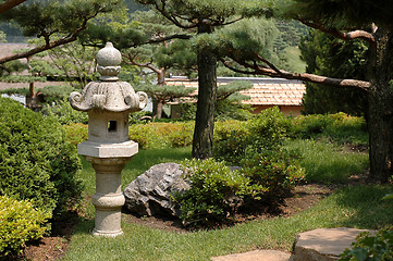 Image showing Asian Lantern Garden II