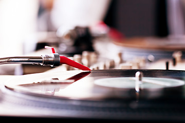 Image showing Playing vinyl