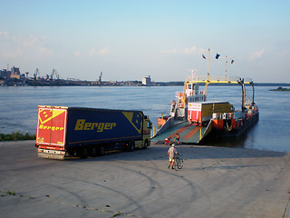 Image showing River crossing