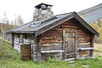 Image showing Old traditional wooden cabin 