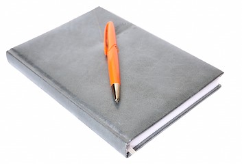Image showing The diary and pen on a white background
